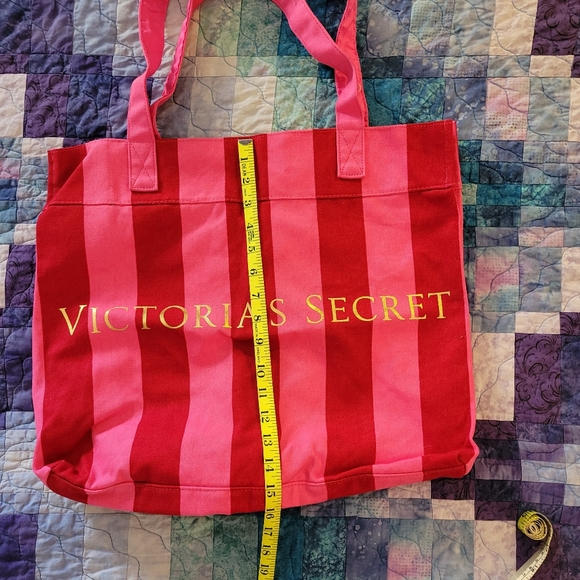 Victoria's Secret Canvas Red & Pink Canvas Tote NWT - Picture 4 of 7